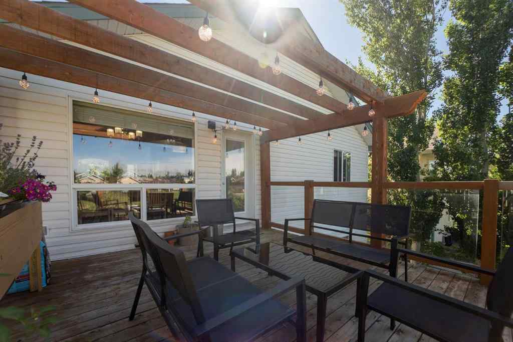MLS® A2245092 - 14 Heritage Circle W in Heritage Heights Lethbridge, Residential