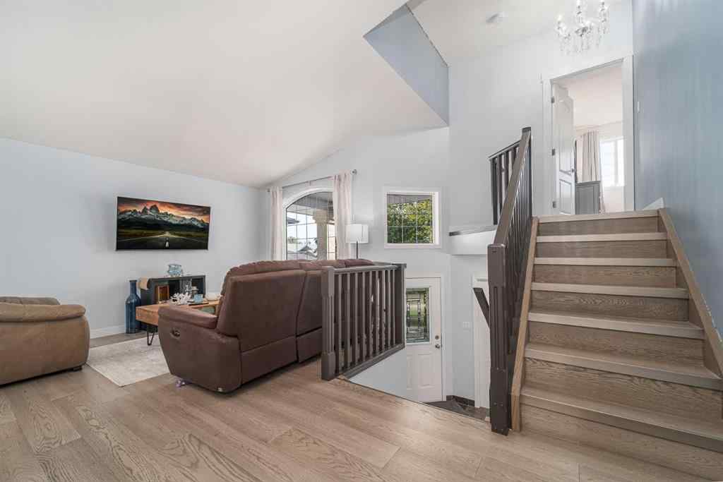 MLS® A2245092 - 14 Heritage Circle W in Heritage Heights Lethbridge, Residential