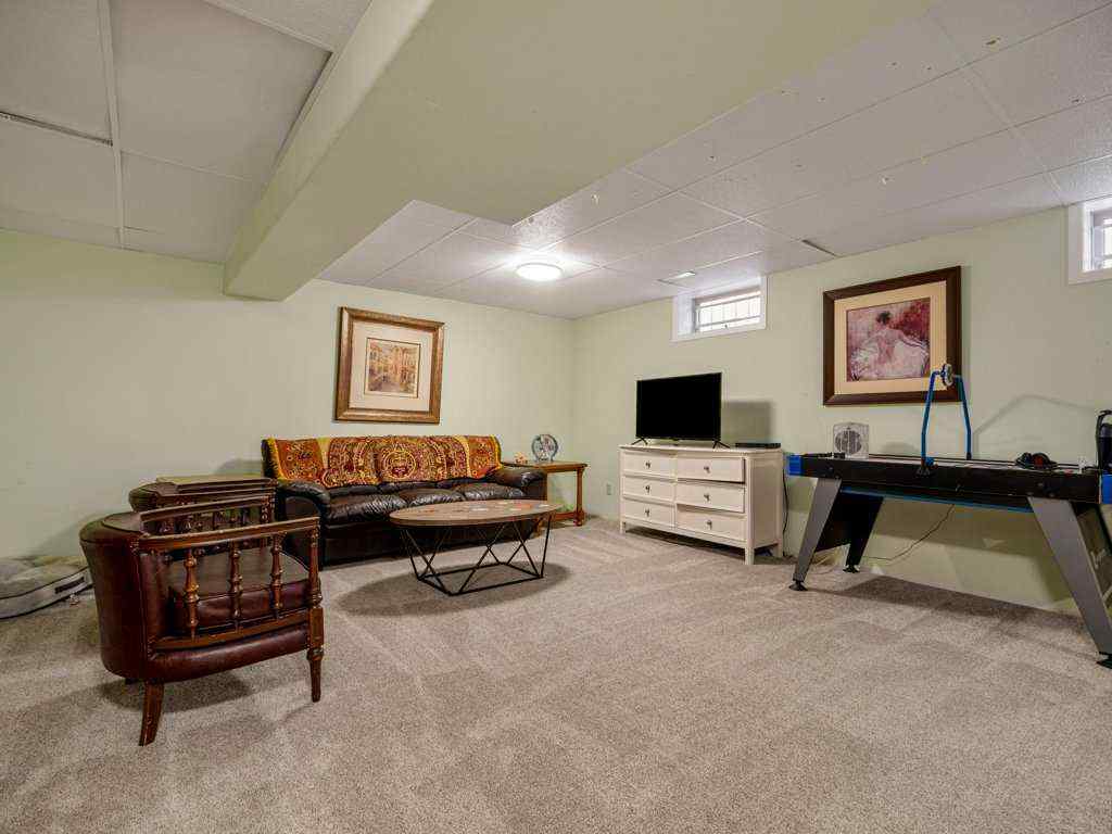 MLS® A2245095 - 42 Ridgewood Boulevard W in Ridgewood Lethbridge, Residential