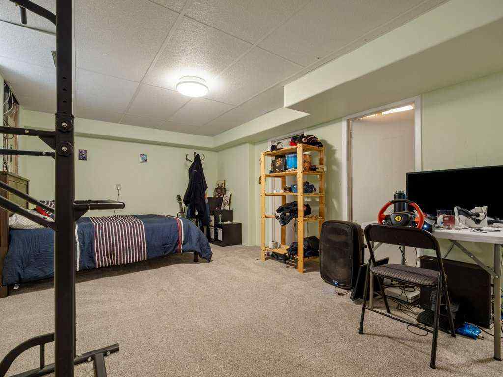 MLS® A2245095 - 42 Ridgewood Boulevard W in Ridgewood Lethbridge, Residential