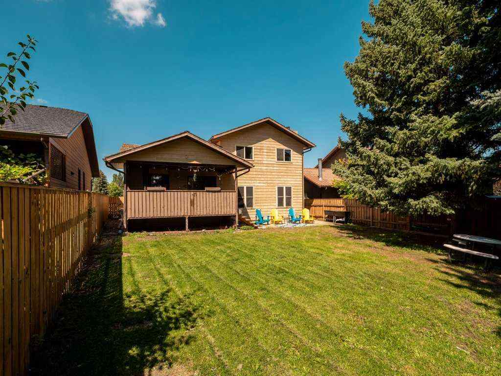 MLS® A2245095 - 42 Ridgewood Boulevard W in Ridgewood Lethbridge, Residential