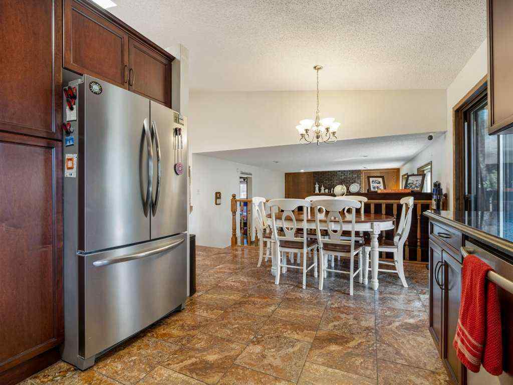 MLS® A2245095 - 42 Ridgewood Boulevard W in Ridgewood Lethbridge, Residential