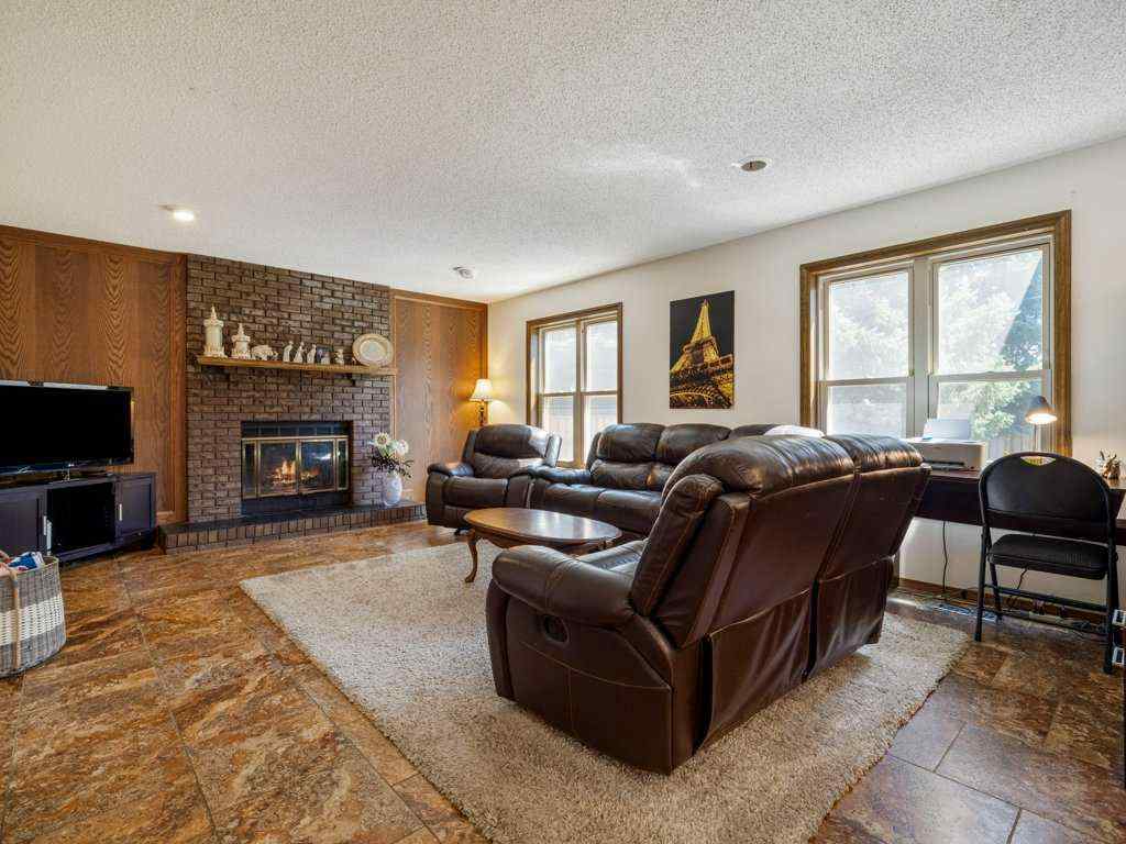 MLS® A2245095 - 42 Ridgewood Boulevard W in Ridgewood Lethbridge, Residential
