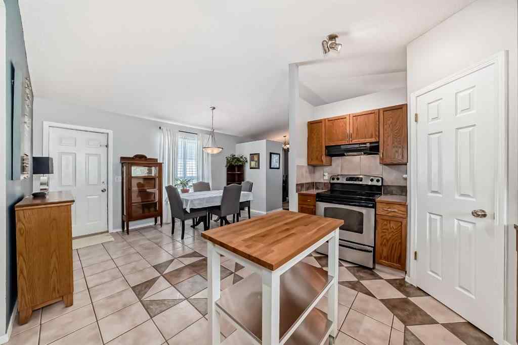 MLS® A2245098 - 110 Applebrook Circle SE in Applewood Park Calgary, Residential