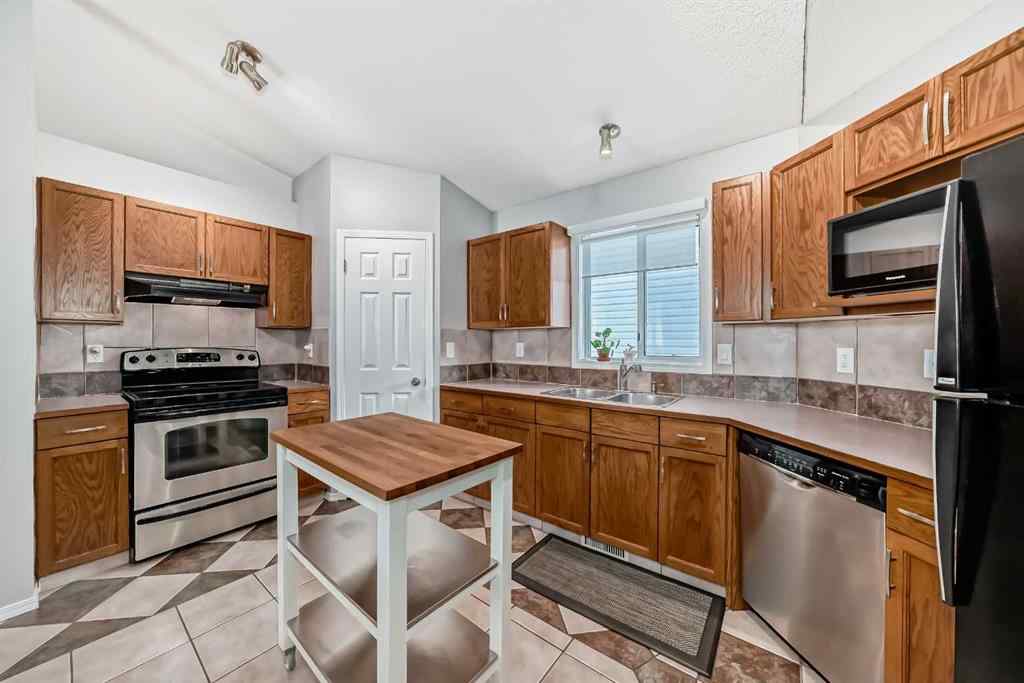 MLS® A2245098 - 110 Applebrook Circle SE in Applewood Park Calgary, Residential