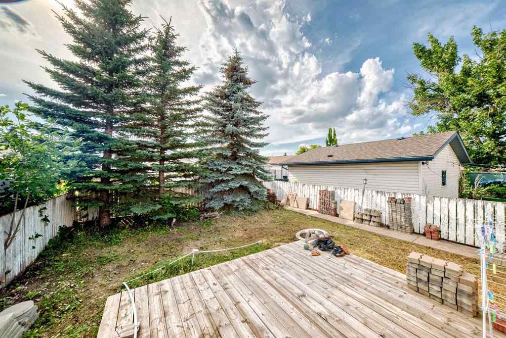 MLS® A2245098 - 110 Applebrook Circle SE in Applewood Park Calgary, Residential