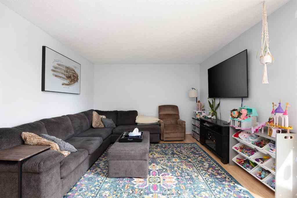 MLS® A2245103 - 124 Wallace Place  in Thickwood Fort McMurray, Residential