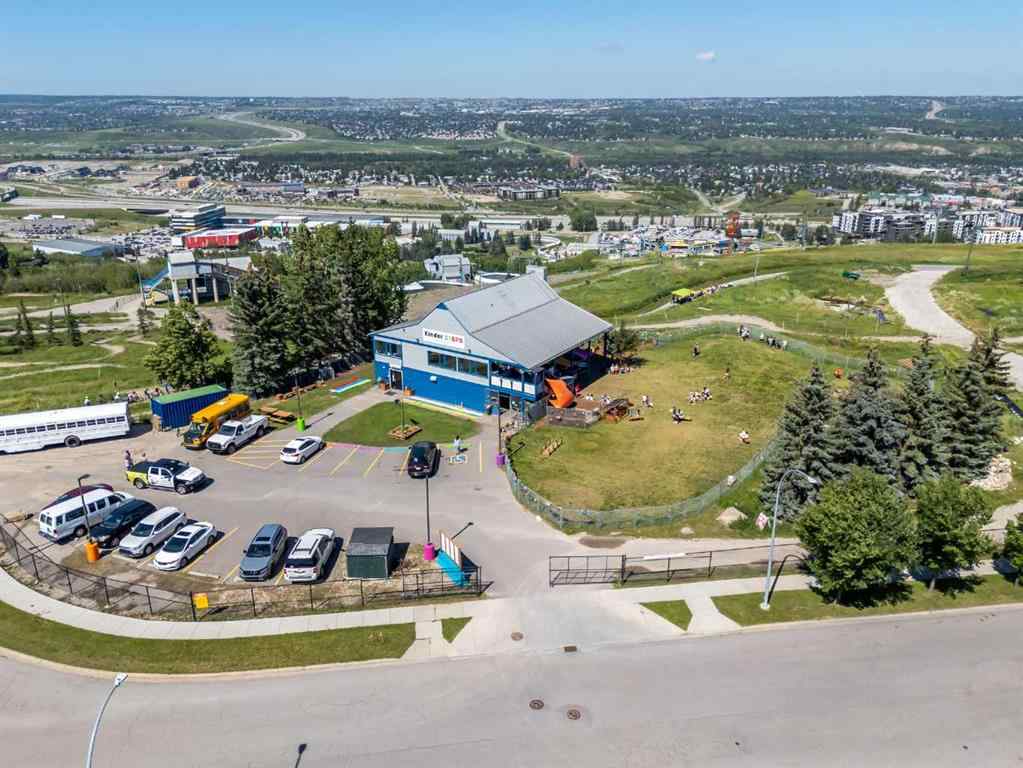 MLS® A2245108 - 184 Cougar Ridge Manor SW in Cougar Ridge Calgary, Residential