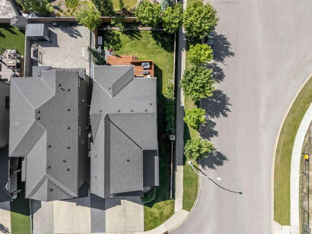 MLS® A2245108 - 184 Cougar Ridge Manor SW in Cougar Ridge Calgary, Residential