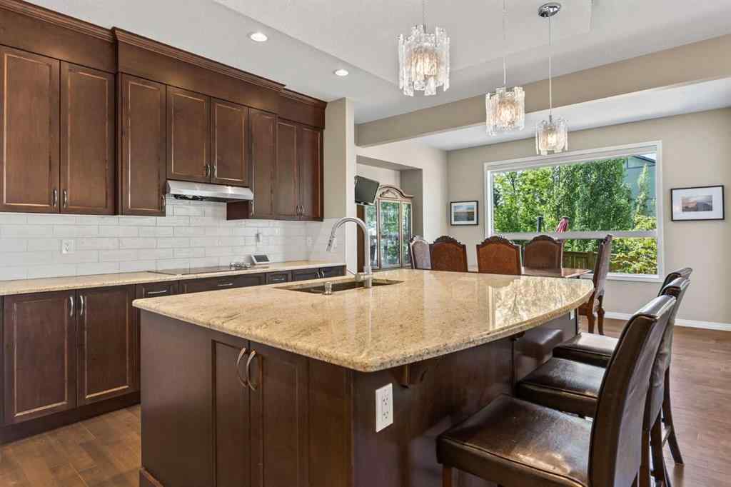 MLS® A2245108 - 184 Cougar Ridge Manor SW in Cougar Ridge Calgary, Residential