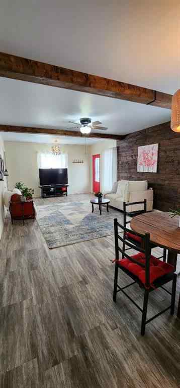 MLS® A2245110 - 1605 4 Avenue SW in Newcastle Drumheller, Residential