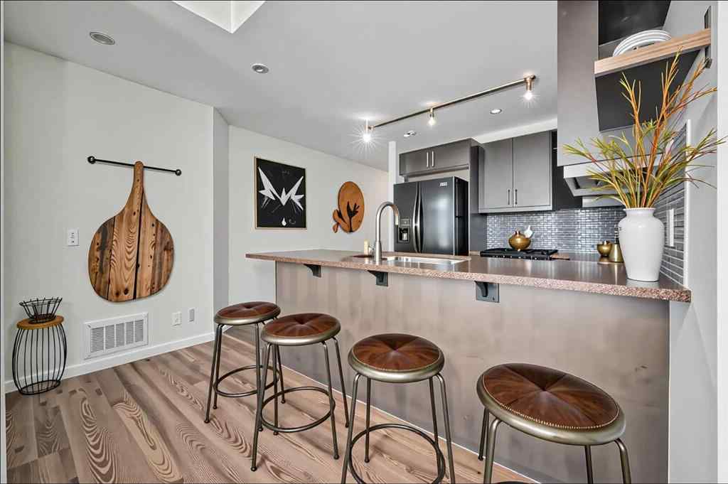 MLS® A2245112 - Unit #2110 210 15 Avenue SE in Beltline Calgary, Residential