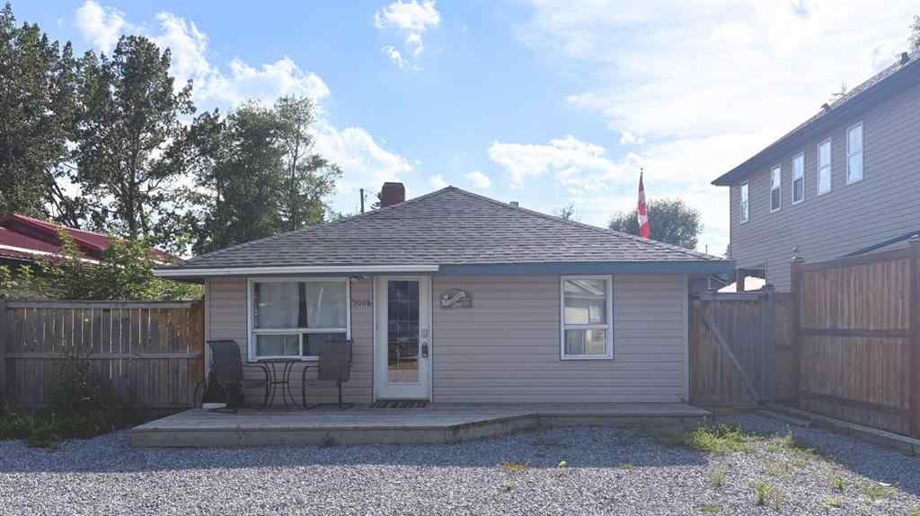 MLS® A2245127 - 5008 35 Street  in Cottage Area Sylvan Lake, Residential