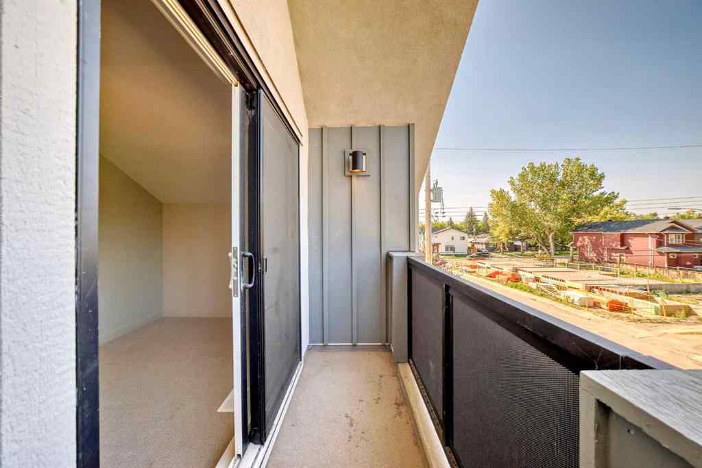 MLS® A2245131 - 5406 6 Street SW in Windsor Park Calgary, Residential