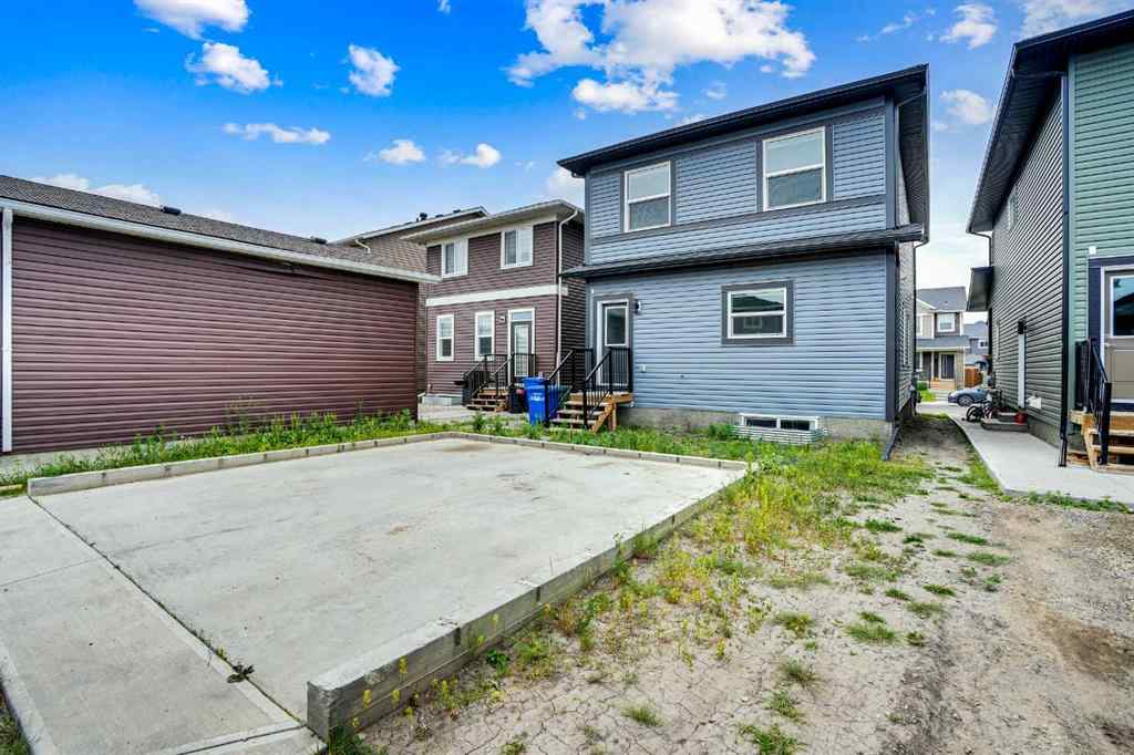 MLS® A2245133 - 62 Midtown Crossing SW in Midtown Airdrie, Residential