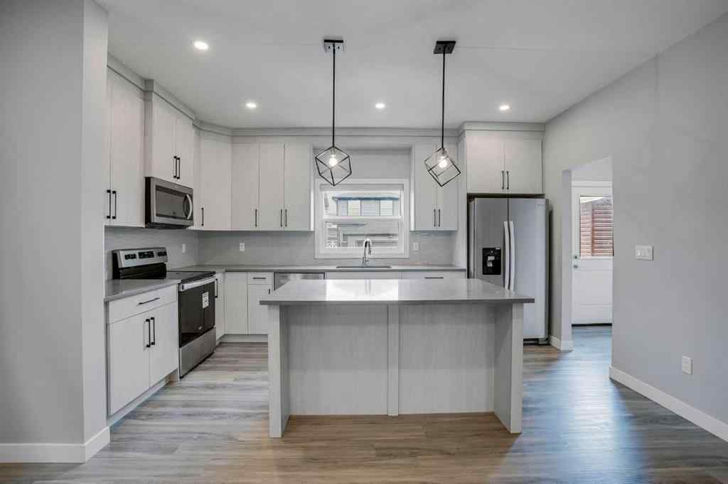 MLS® A2245133 - 62 Midtown Crossing SW in Midtown Airdrie, Residential