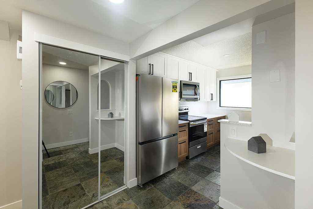 MLS® A2245144 - Unit #18 2400 15 Street SW in Bankview Calgary, Residential
