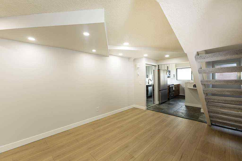 MLS® A2245144 - Unit #18 2400 15 Street SW in Bankview Calgary, Residential