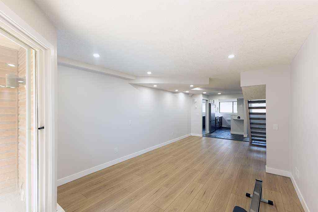 MLS® A2245144 - Unit #18 2400 15 Street SW in Bankview Calgary, Residential