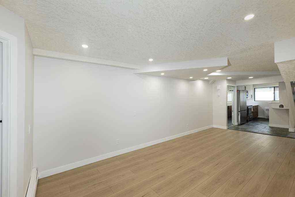 MLS® A2245144 - Unit #18 2400 15 Street SW in Bankview Calgary, Residential