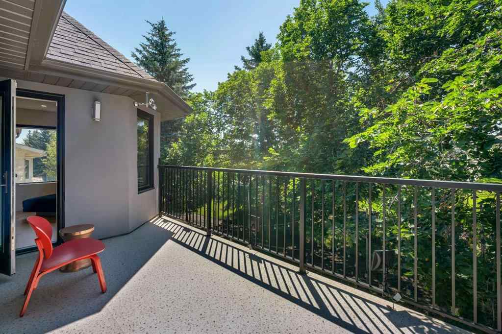 MLS® A2245149 - 931 Shawnee Drive SW in Shawnee Slopes Calgary, Residential