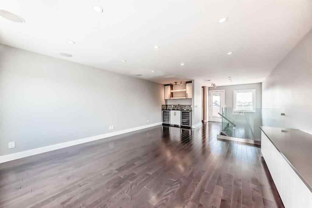 MLS® A2245151 - 2414 31 Avenue SW in Richmond Calgary, Residential