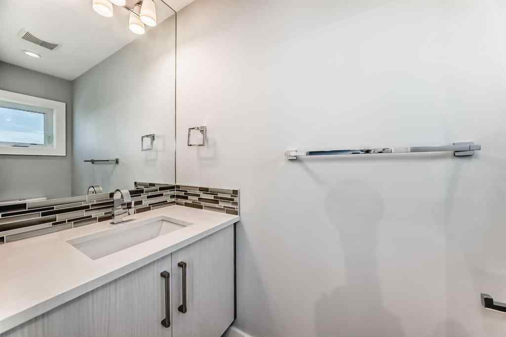 MLS® A2245151 - 2414 31 Avenue SW in Richmond Calgary, Residential