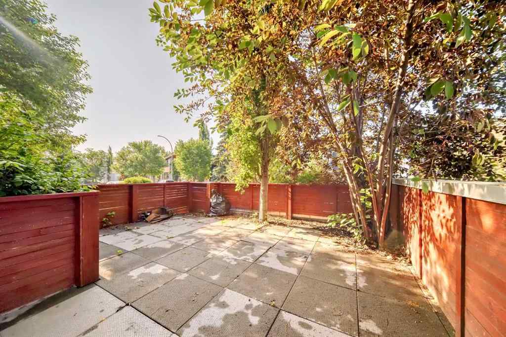 MLS® A2245151 - 2414 31 Avenue SW in Richmond Calgary, Residential
