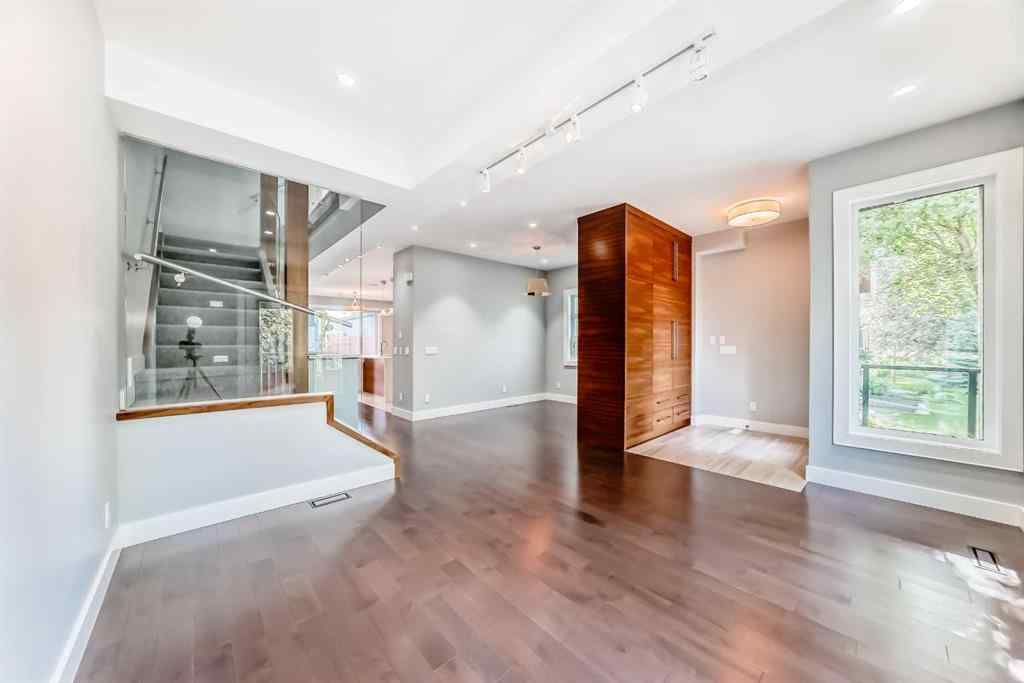 MLS® A2245151 - 2414 31 Avenue SW in Richmond Calgary, Residential