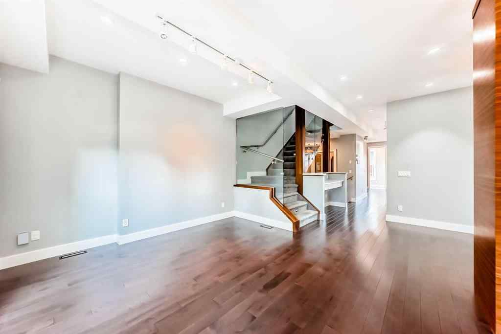 MLS® A2245151 - 2414 31 Avenue SW in Richmond Calgary, Residential