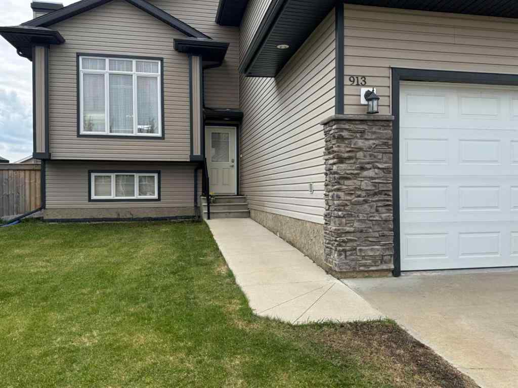 MLS® A2245155 - 913 7 Avenue SE in NONE Slave Lake, Residential