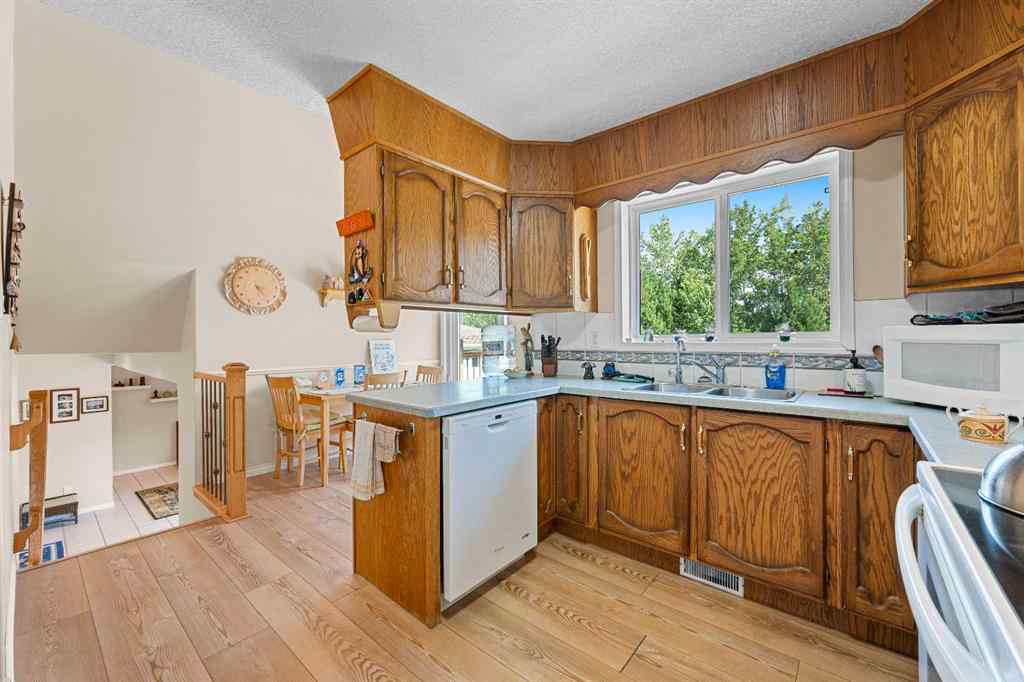 MLS® A2245166 - 74 Blackfoot Road  in Morning Gold Estates (SW) Rural Vermilion River, County of, Residential