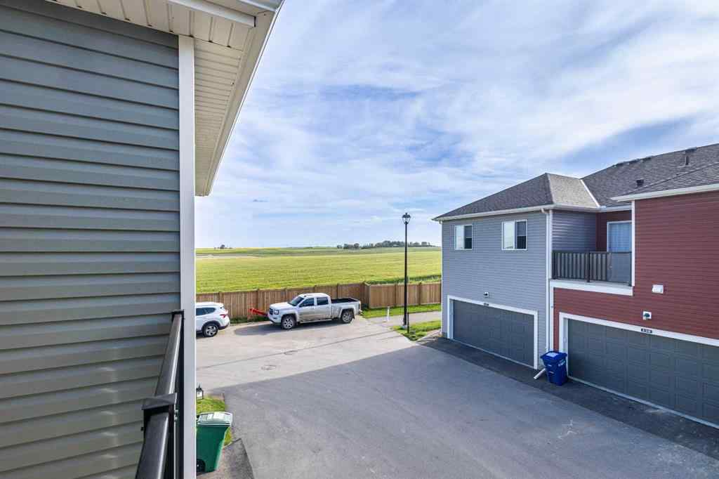 MLS® A2245168 - 333 Windbury Road SW in Southwinds Airdrie, Residential