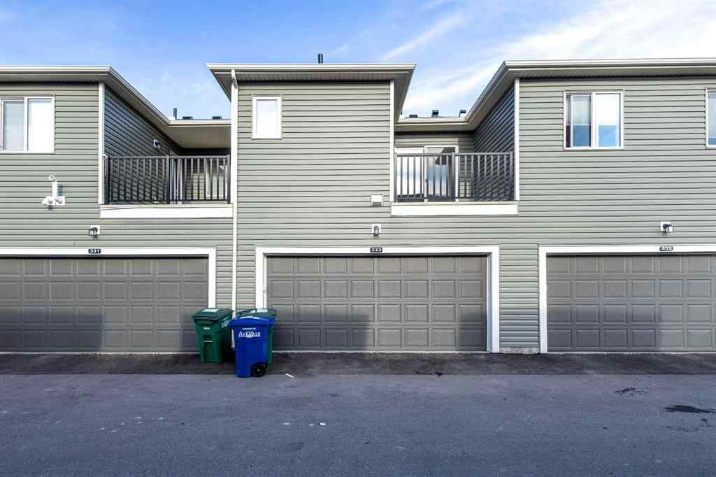 MLS® A2245168 - 333 Windbury Road SW in Southwinds Airdrie, Residential