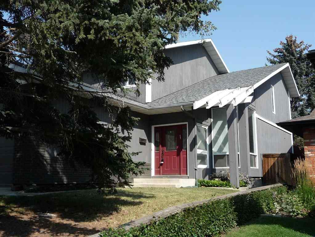 MLS® A2245178 - 235 Coachwood Crescent SW in Coach Hill Calgary, Residential