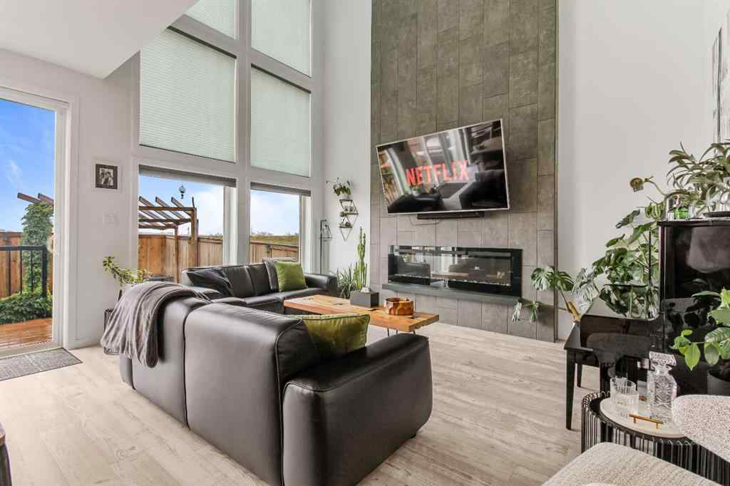 MLS® A2245181 - 668 Aquitania Boulevard W in Garry Station Lethbridge, Residential