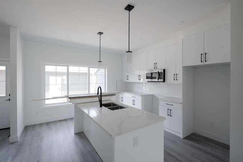 MLS® A2245183 - 19 Baysprings Terrace SW in Baysprings Airdrie, Residential