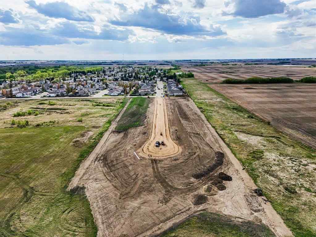 MLS® A2245193 - 5736 55 Avenue  in Victoria Park Camrose, Residential