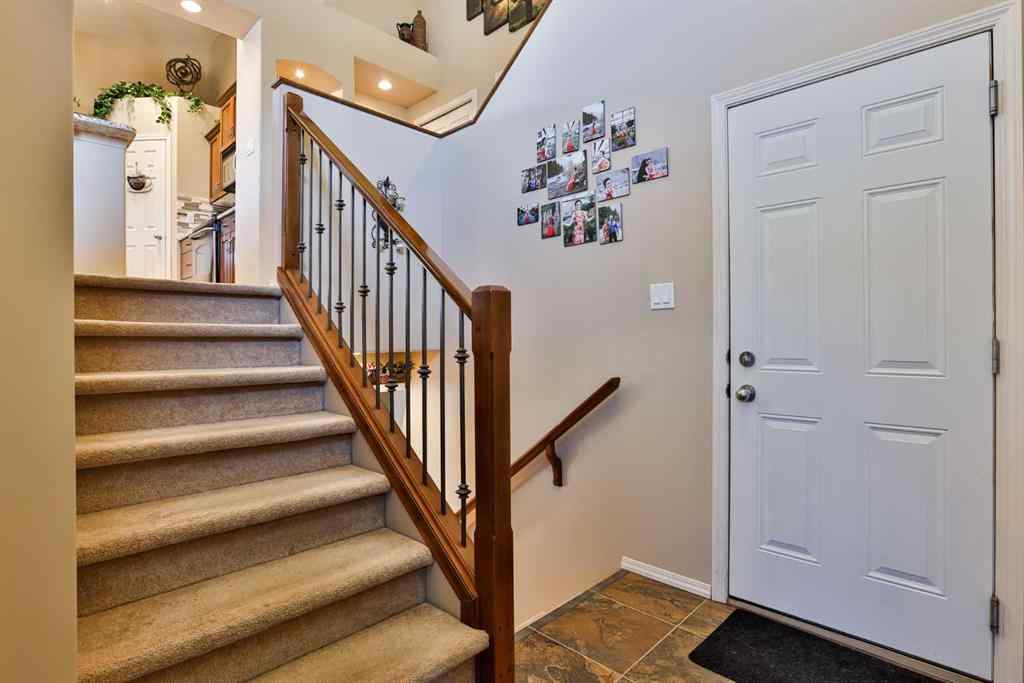 MLS® A2245195 - 240 Squamish Court W in Indian Battle Heights Lethbridge, Residential
