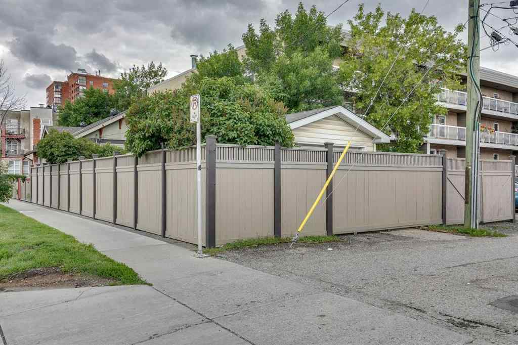 MLS® A2245198 - 302 24 Avenue SW in Mission Calgary, Residential