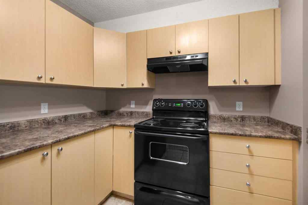 MLS® A2245228 - Unit #8225 304 Mackenzie Way SW in Luxstone Airdrie, Residential