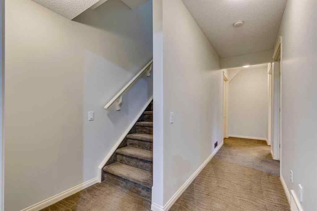 MLS® A2245233 - 2 Autumn Grove SE in Auburn Bay Calgary, Residential
