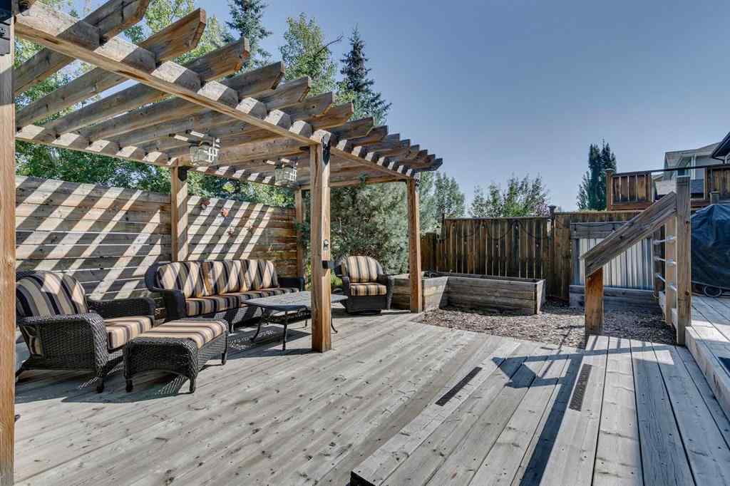 MLS® A2245233 - 2 Autumn Grove SE in Auburn Bay Calgary, Residential