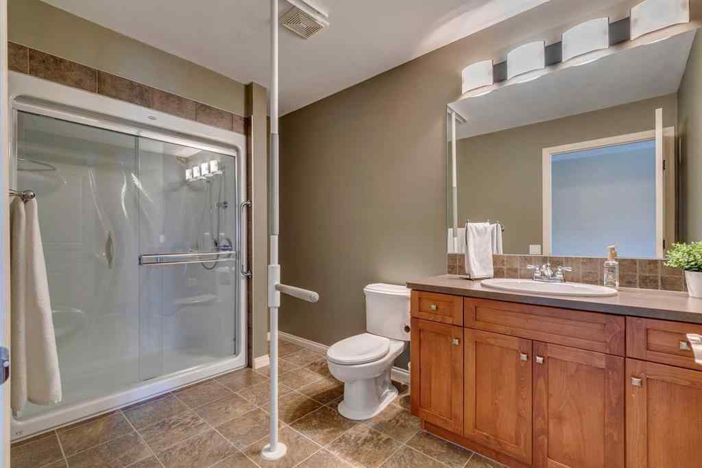 MLS® A2245233 - 2 Autumn Grove SE in Auburn Bay Calgary, Residential