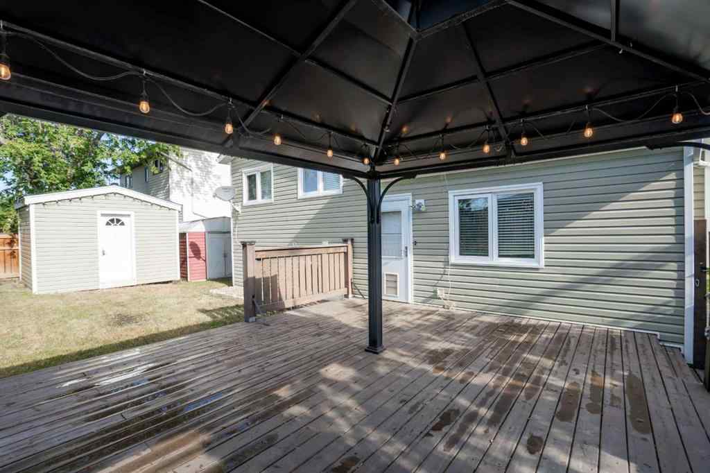 MLS® A2245236 - 8221 102 Avenue  in Saddleback Ridge Peace River, Residential