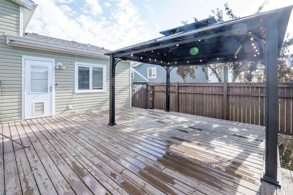 MLS® A2245236 - 8221 102 Avenue  in Saddleback Ridge Peace River, Residential
