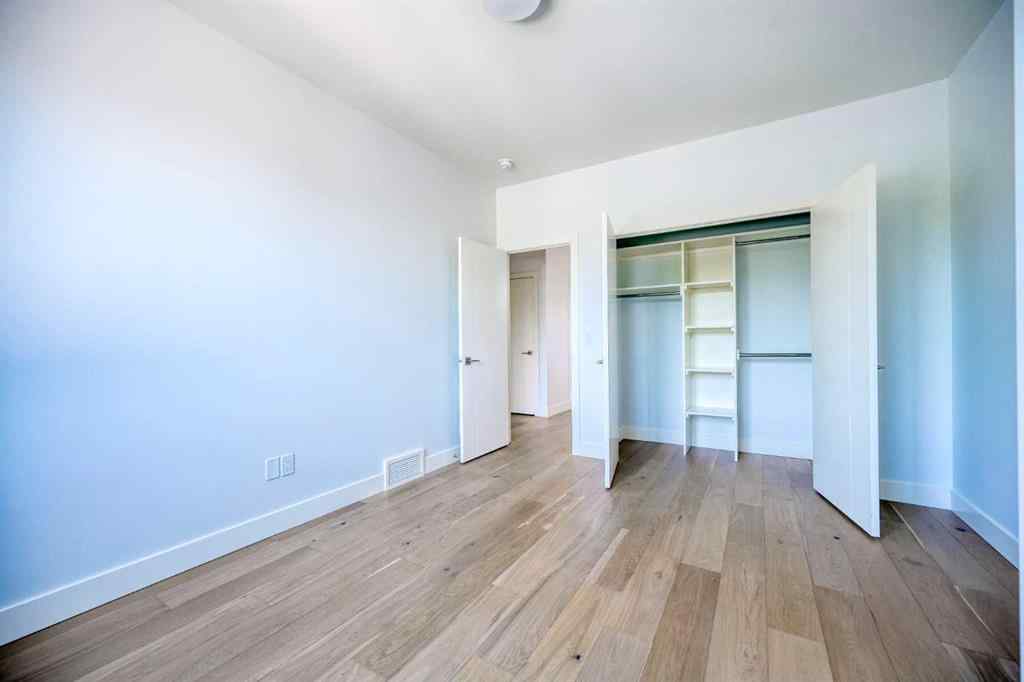 MLS® A2245237 - 2006 26A Street SW in Killarney/Glengarry Calgary, Residential
