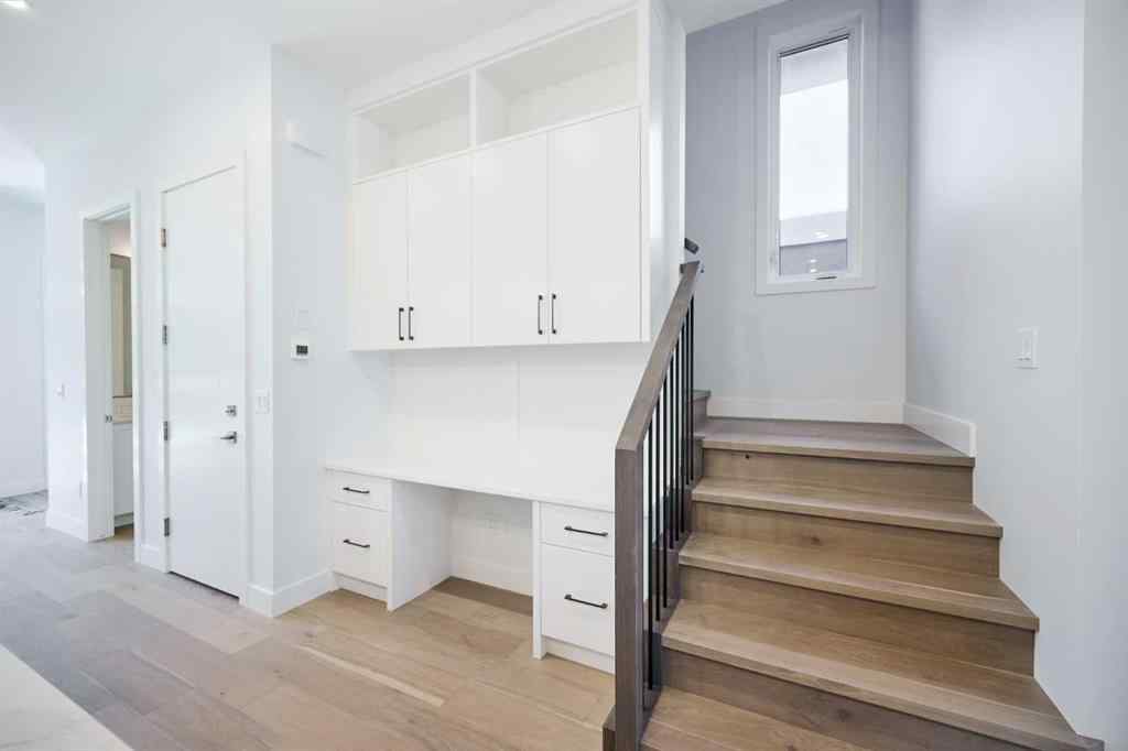 MLS® A2245237 - 2006 26A Street SW in Killarney/Glengarry Calgary, Residential
