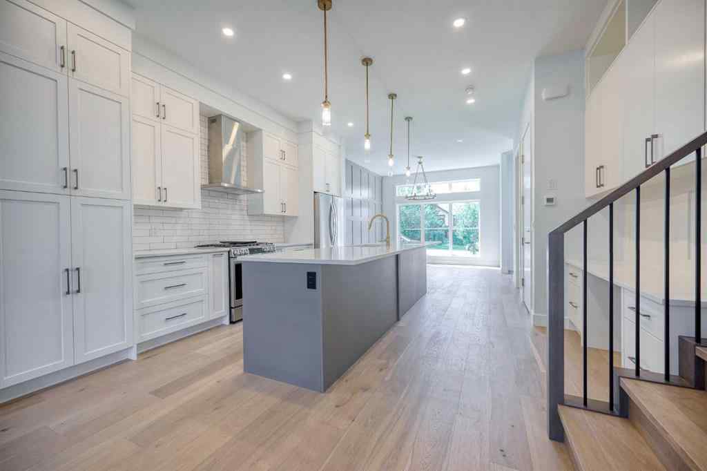 MLS® A2245237 - 2006 26A Street SW in Killarney/Glengarry Calgary, Residential