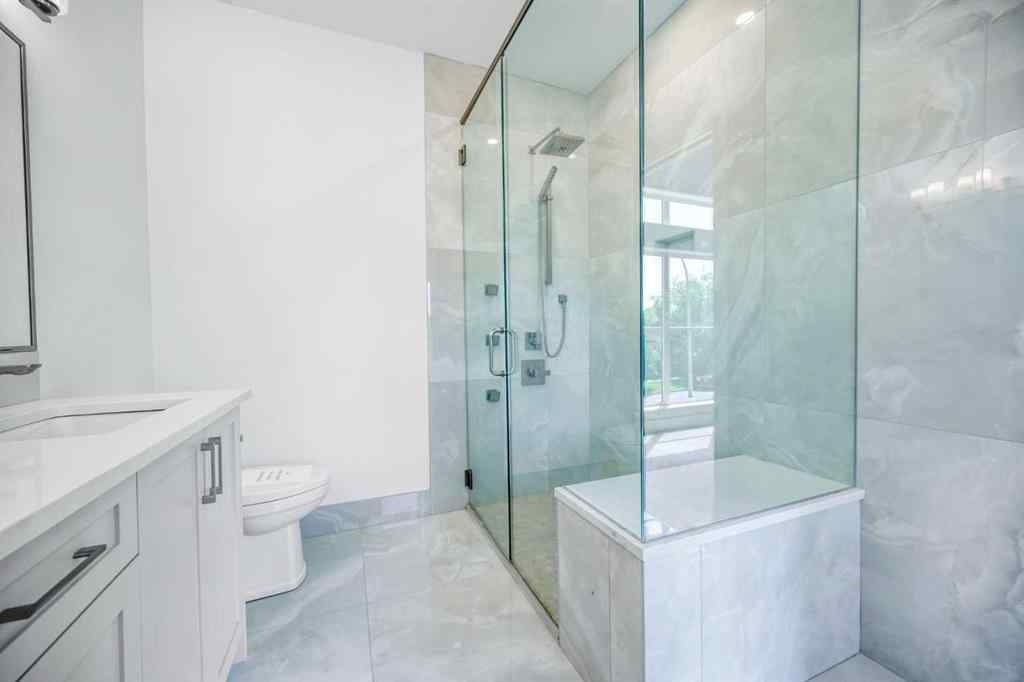 MLS® A2245237 - 2006 26A Street SW in Killarney/Glengarry Calgary, Residential